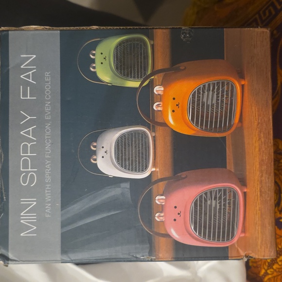 Orange Mini Spray Fan - Picture 2 of 4